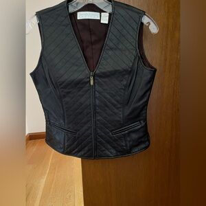 Dana Buchman Sleek brown Leather Quilted Vest